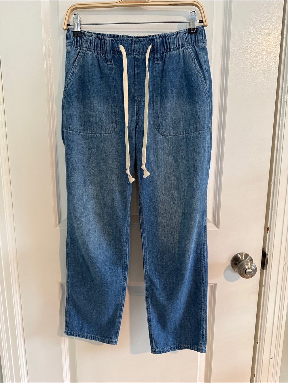 GAP Relaxed Fit Elastic Waist Blue Denim Jeans